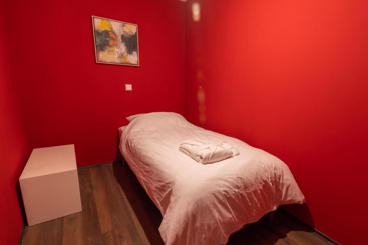 Hotel Leeuwerik Bad Nieuweschans Bagian luar foto